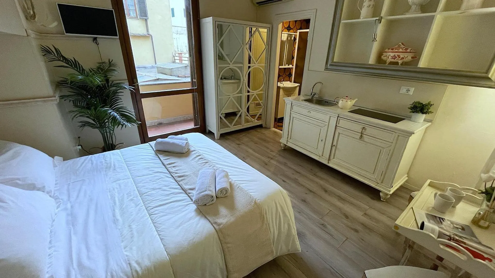 Charming Studio Next To The Duomo Florence 0*,  Italy